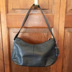 Rolfs black genuine leather pebbled shoulder bag